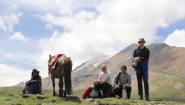 Amnye Machen trekking tour