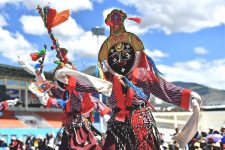 Shoton festival tour